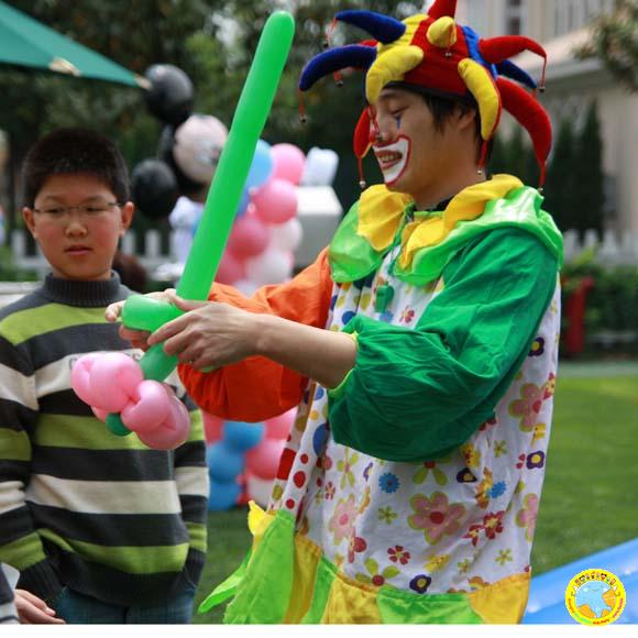 Balloon clown气球小丑