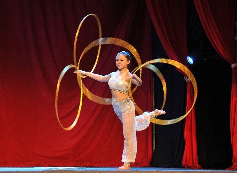 Hula hoop呼啦圈表演